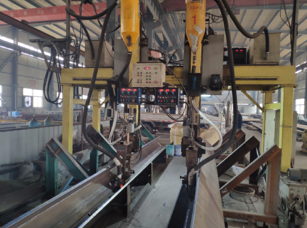 自動(dòng)埋弧焊